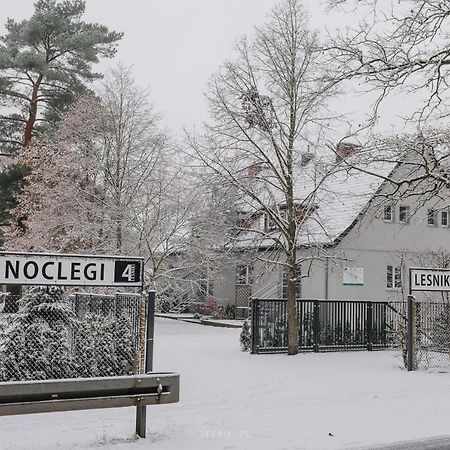 Lesniki Leilighet Babimost Eksteriør bilde